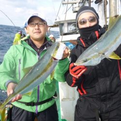 真祐丸 (しんゆうまる) 釣果