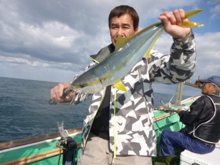 真祐丸 (しんゆうまる) 釣果