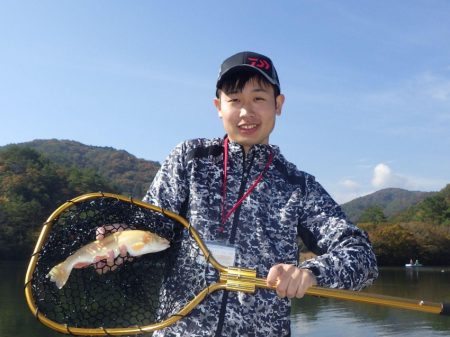 フィッシングレイクたかみや 釣果
