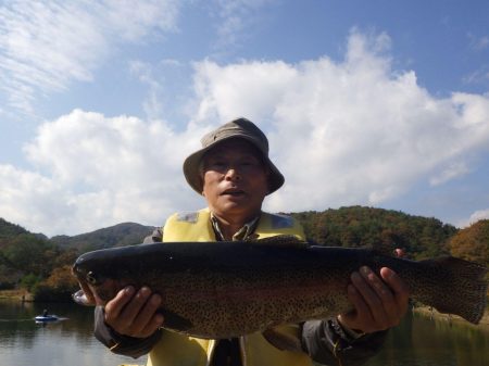 フィッシングレイクたかみや 釣果