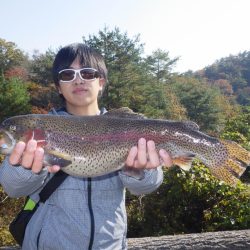 フィッシングレイクたかみや 釣果