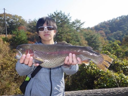 フィッシングレイクたかみや 釣果