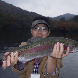 フィッシングレイクたかみや 釣果