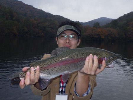 フィッシングレイクたかみや 釣果