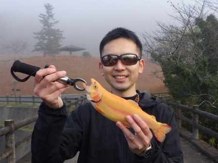 フィッシングレイクたかみや 釣果