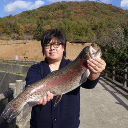 フィッシングレイクたかみや 釣果