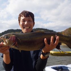 フィッシングレイクたかみや 釣果