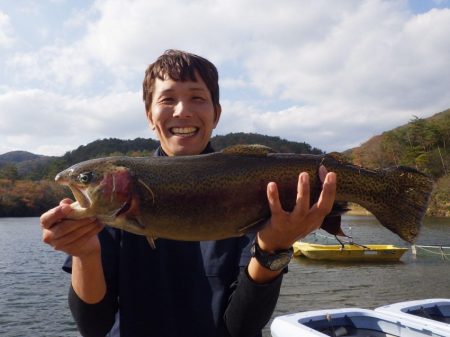フィッシングレイクたかみや 釣果