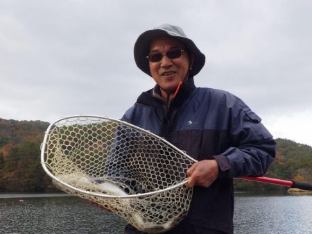 フィッシングレイクたかみや 釣果