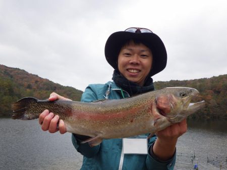 フィッシングレイクたかみや 釣果