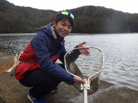 フィッシングレイクたかみや 釣果