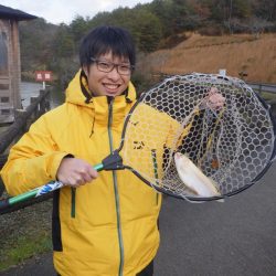 フィッシングレイクたかみや 釣果