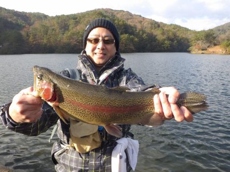フィッシングレイクたかみや 釣果