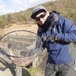 フィッシングレイクたかみや 釣果