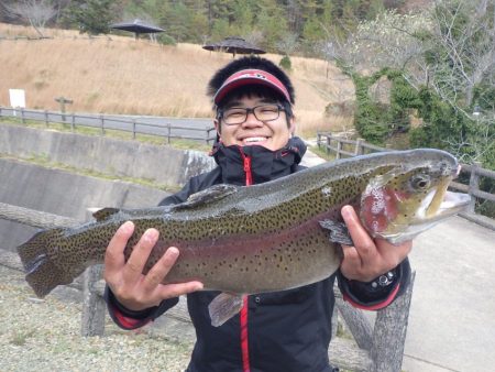 フィッシングレイクたかみや 釣果