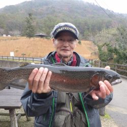 フィッシングレイクたかみや 釣果