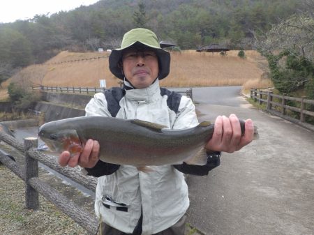 フィッシングレイクたかみや 釣果