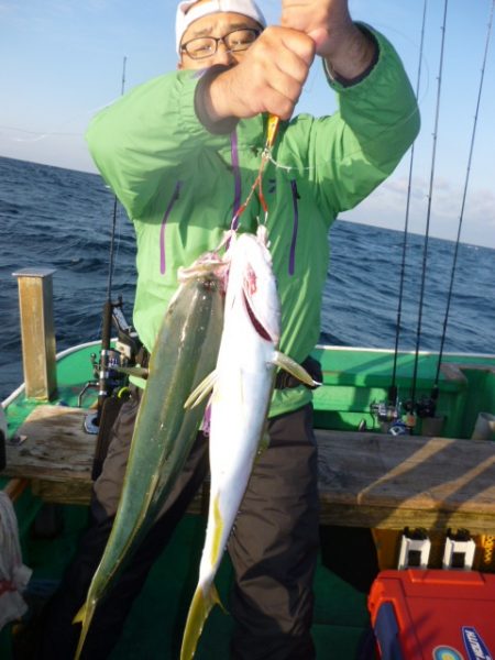 真祐丸 (しんゆうまる) 釣果