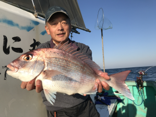 なかくに丸 釣果