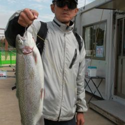 としまえんフィッシングエリア 釣果