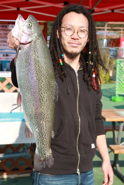 としまえんフィッシングエリア 釣果