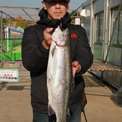 としまえんフィッシングエリア 釣果