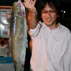 としまえんフィッシングエリア 釣果