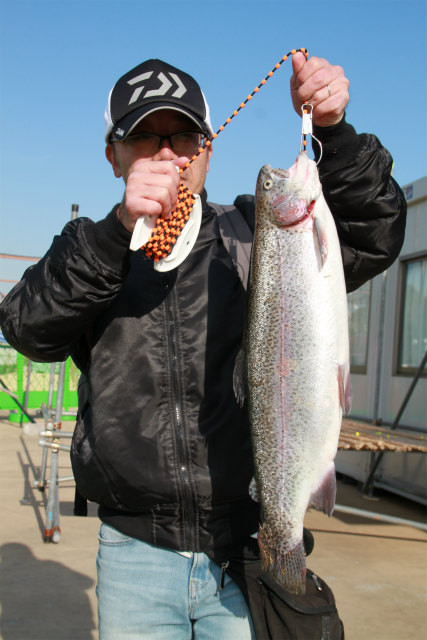 としまえんフィッシングエリア 釣果