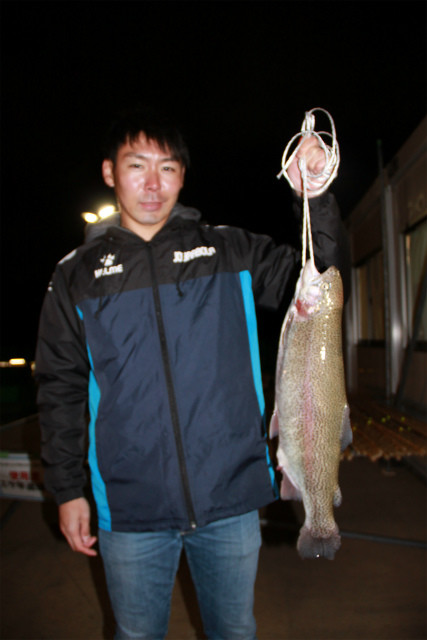 としまえんフィッシングエリア 釣果