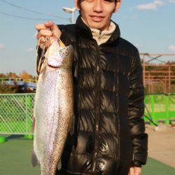 としまえんフィッシングエリア 釣果