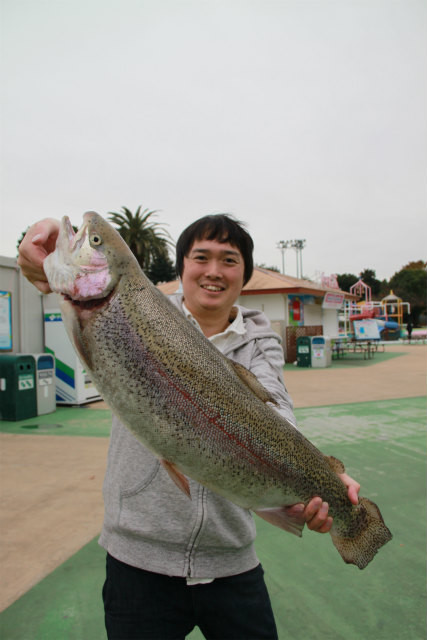 としまえんフィッシングエリア 釣果