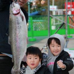 としまえんフィッシングエリア 釣果