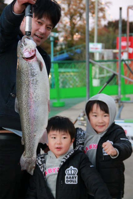 としまえんフィッシングエリア 釣果