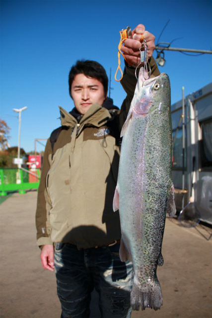 としまえんフィッシングエリア 釣果