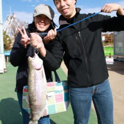 としまえんフィッシングエリア 釣果