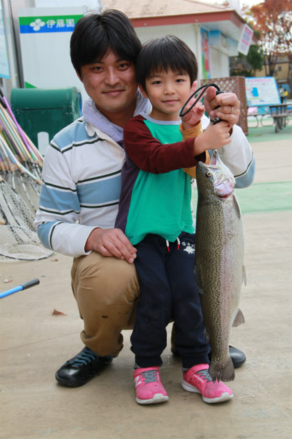 としまえんフィッシングエリア 釣果