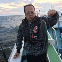 丸万釣船 釣果