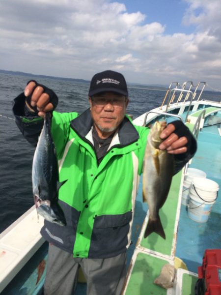 丸万釣船 釣果