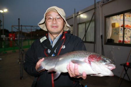 としまえんフィッシングエリア 釣果