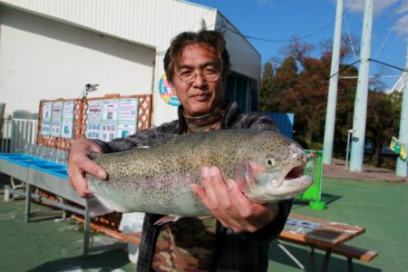 としまえんフィッシングエリア 釣果