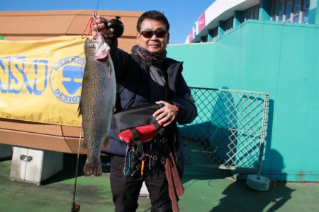 としまえんフィッシングエリア 釣果