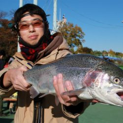 としまえんフィッシングエリア 釣果