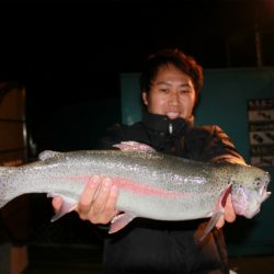 としまえんフィッシングエリア 釣果