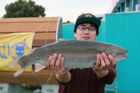 としまえんフィッシングエリア 釣果