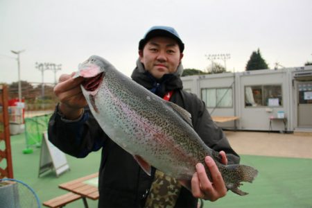 としまえんフィッシングエリア 釣果