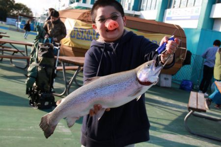 としまえんフィッシングエリア 釣果