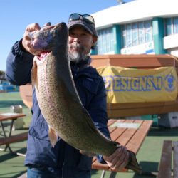 としまえんフィッシングエリア 釣果
