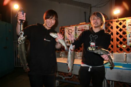 としまえんフィッシングエリア 釣果