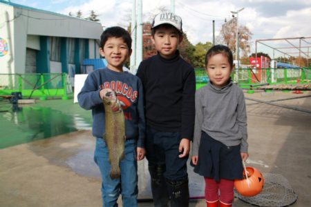 としまえんフィッシングエリア 釣果