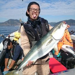 エンペラー 釣果